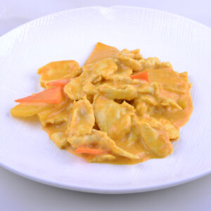 182/ POLLO IN SALSA CURRY CON PATATE