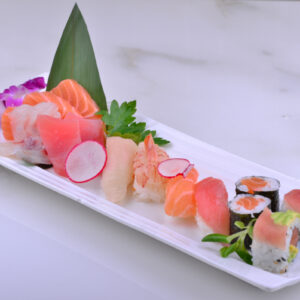 51/ SUSHI SASHIMI SMALL (15 pezzi)
