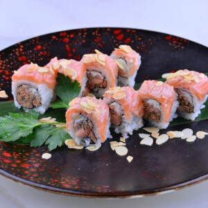 94/ URAMAKI ALMOND ROLL